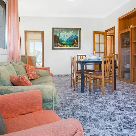 Sleeps 8 Vila *