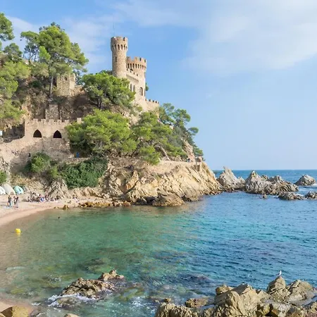 Sleeps 8